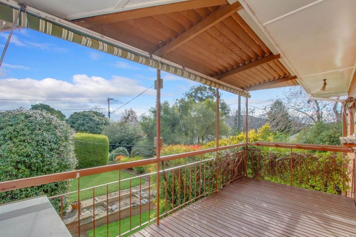 97 Hopetoun Circuit, Yarralumla ACT 2600, Image 2