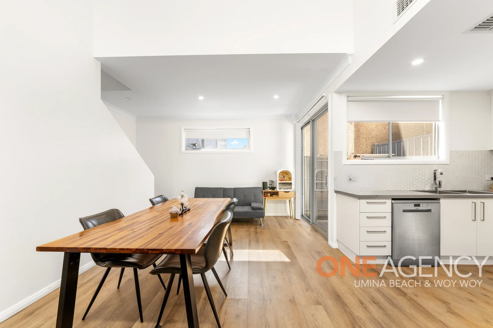 Additional image 5 of 2/72-74 Railway Street, Woy Woy NSW 2256