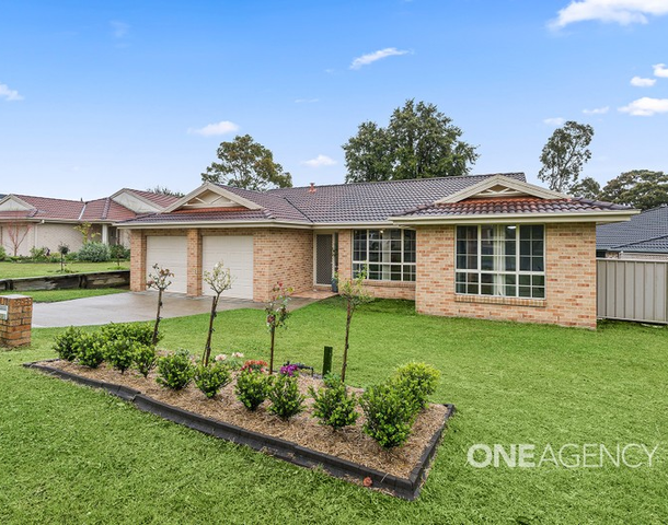 13 Magnolia Grove, Bomaderry NSW 2541
