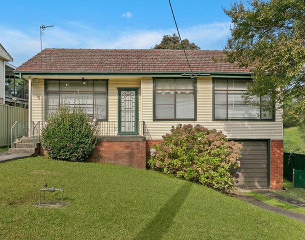 35 Beveles Avenue, Unanderra NSW 2526