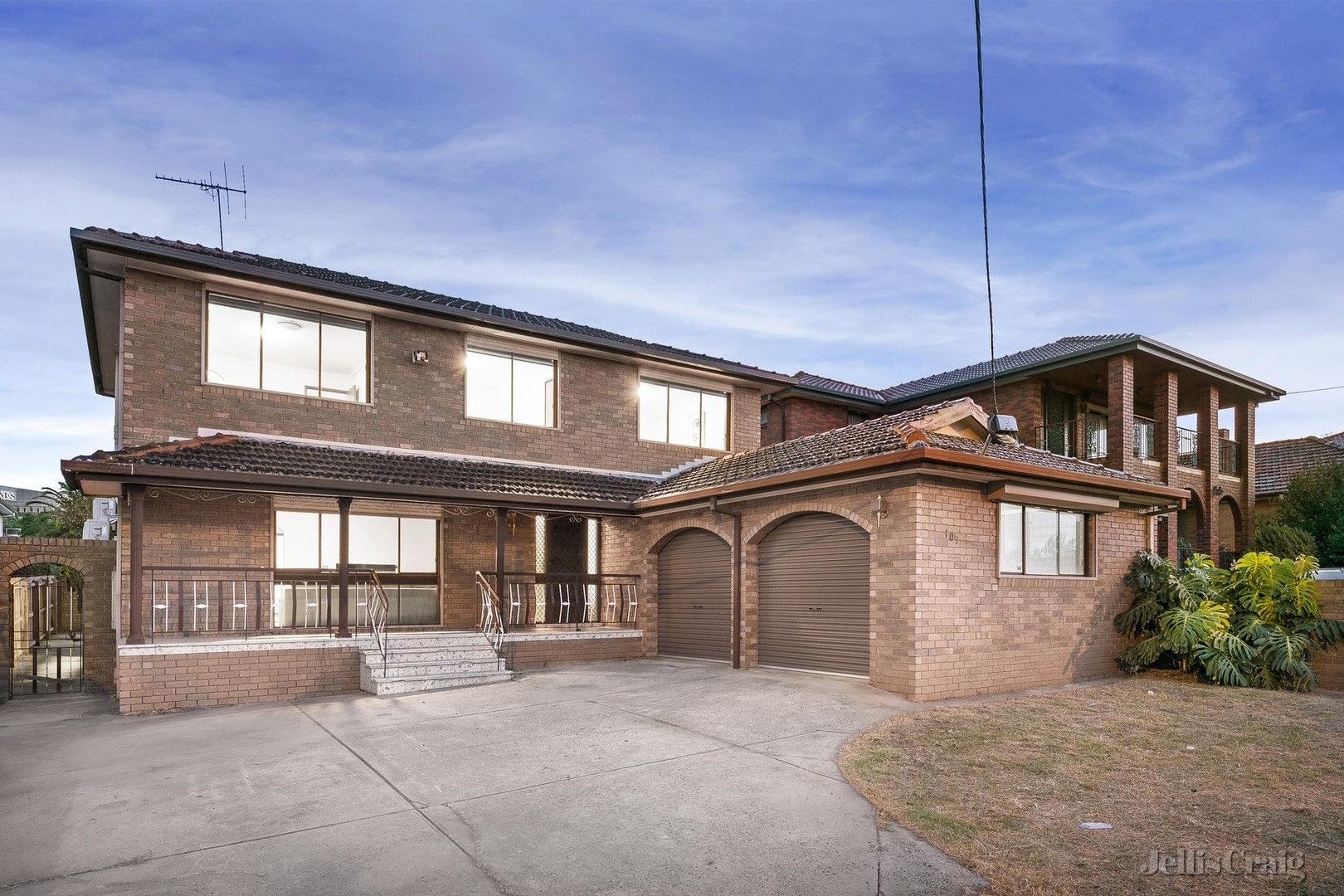 5 bedrooms House in 107 Raleigh Road MARIBYRNONG VIC, 3032