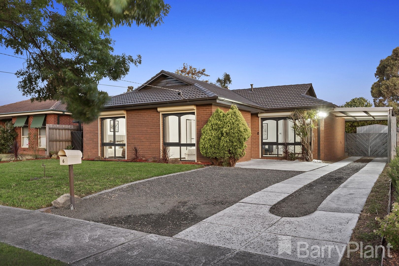 3 bedrooms House in 6 Penrith Crescent BUNDOORA VIC, 3083