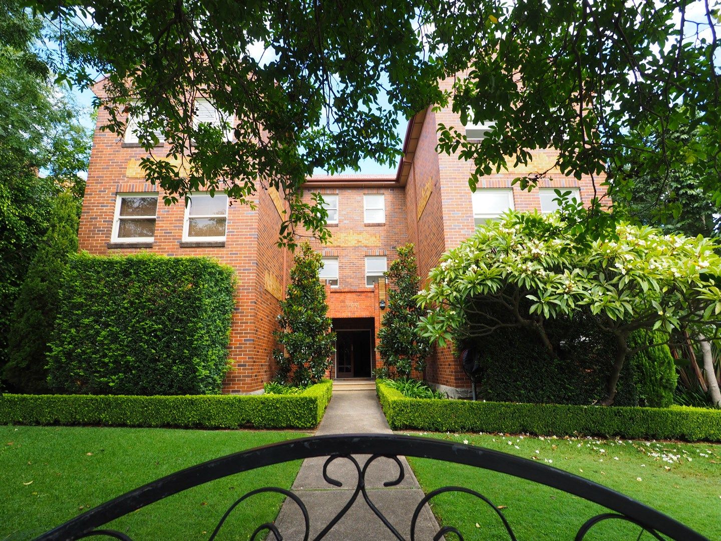 2 bedrooms Apartment / Unit / Flat in 7/163 Avenue Road MOSMAN NSW, 2088
