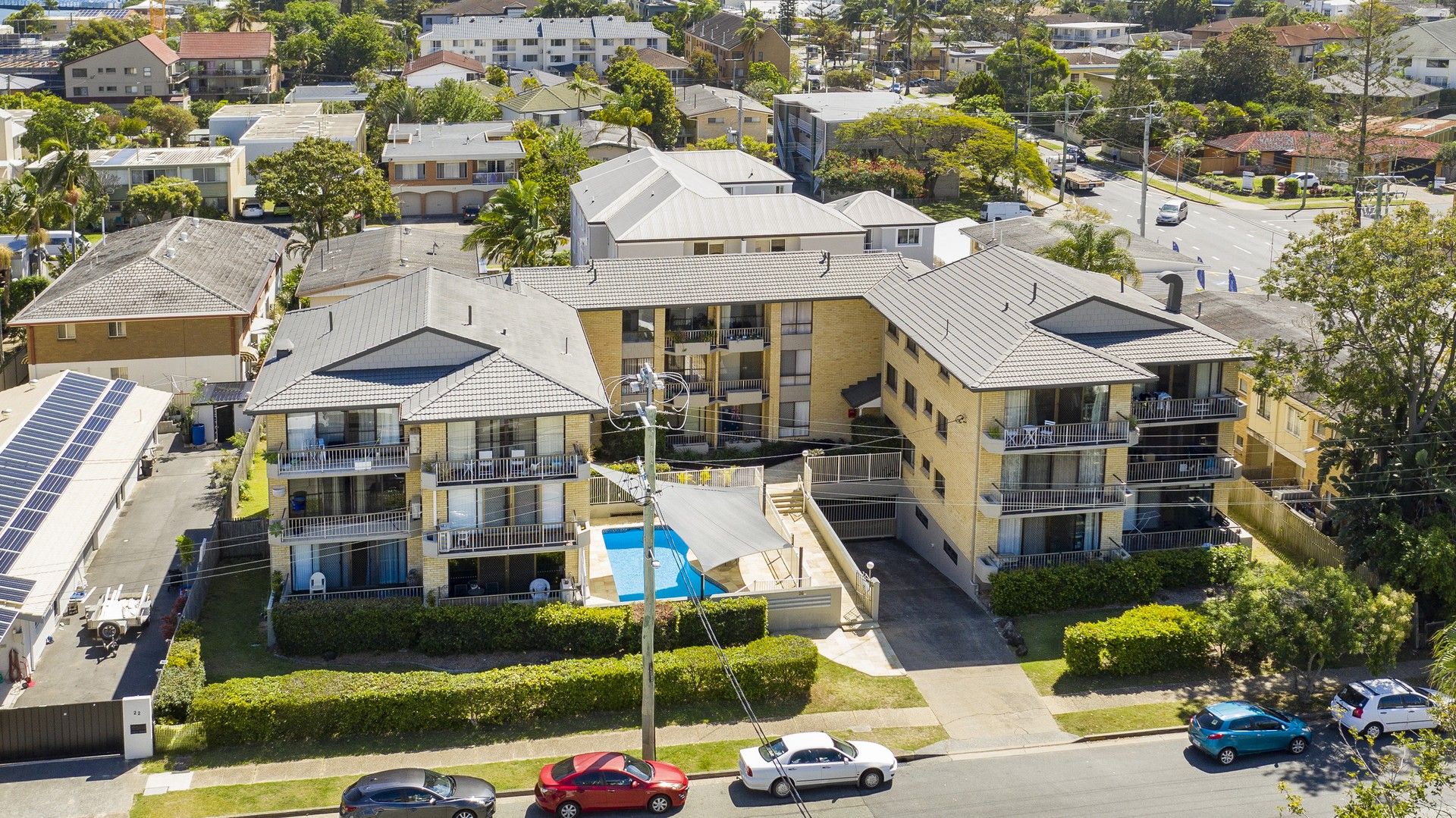 2 bedrooms Apartment / Unit / Flat in 18/26 Stanhill Drive CHEVRON ISLAND QLD, 4217