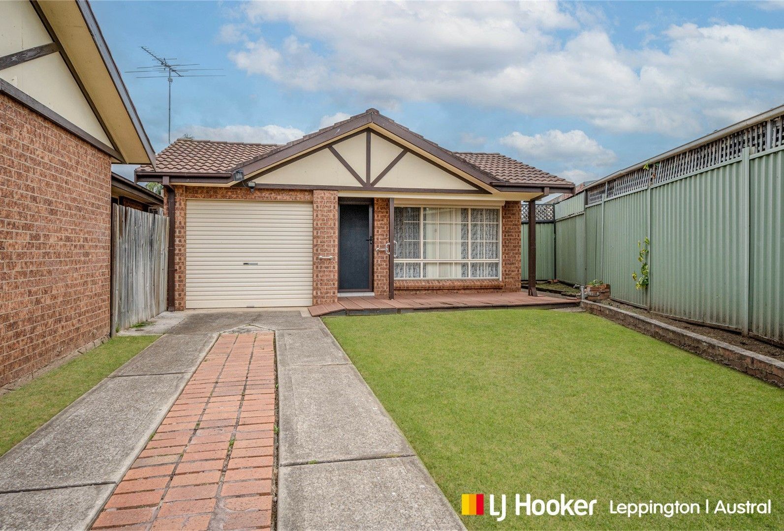 2/12 Oswald Crescent, Rosemeadow NSW 2560, Image 0