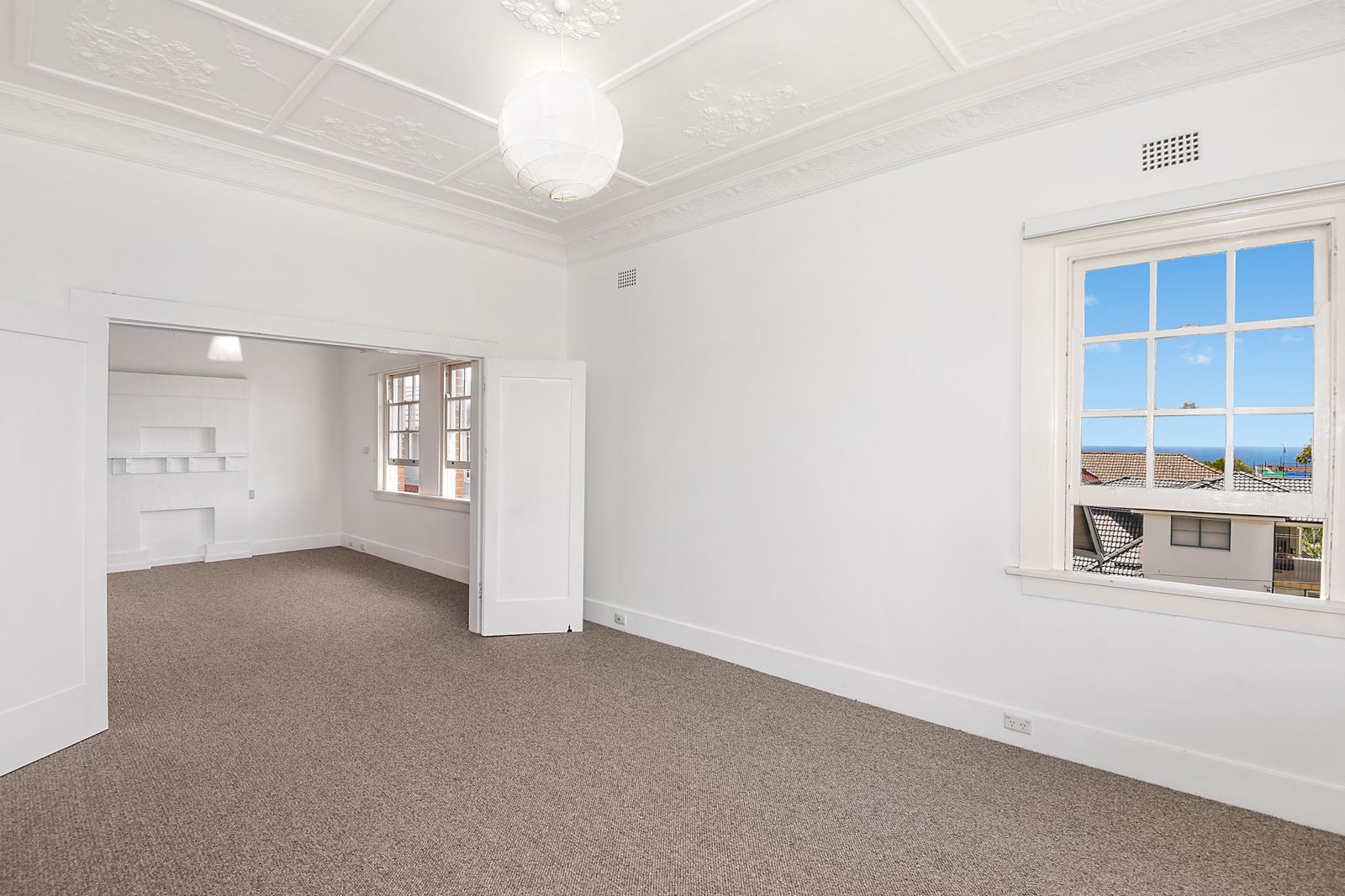 2/10 Moore Street, Coogee NSW 2034, Image 2