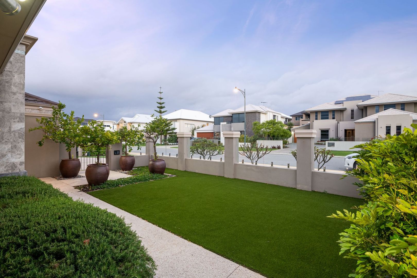 12 Romano Crescent, Iluka WA 6028, Image 2