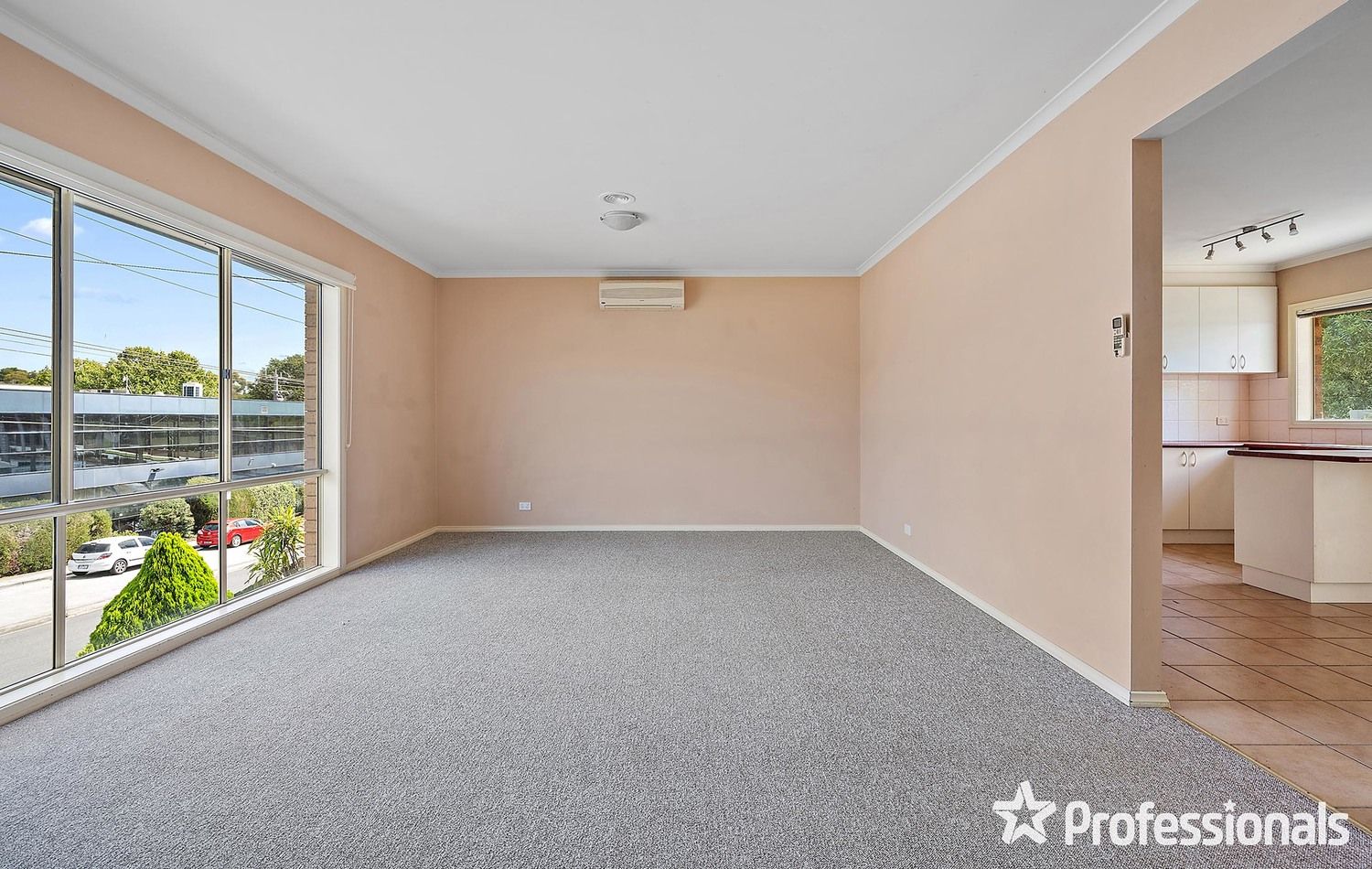 7 Winyard Drive, Mooroolbark VIC 3138 House For Rent Domain