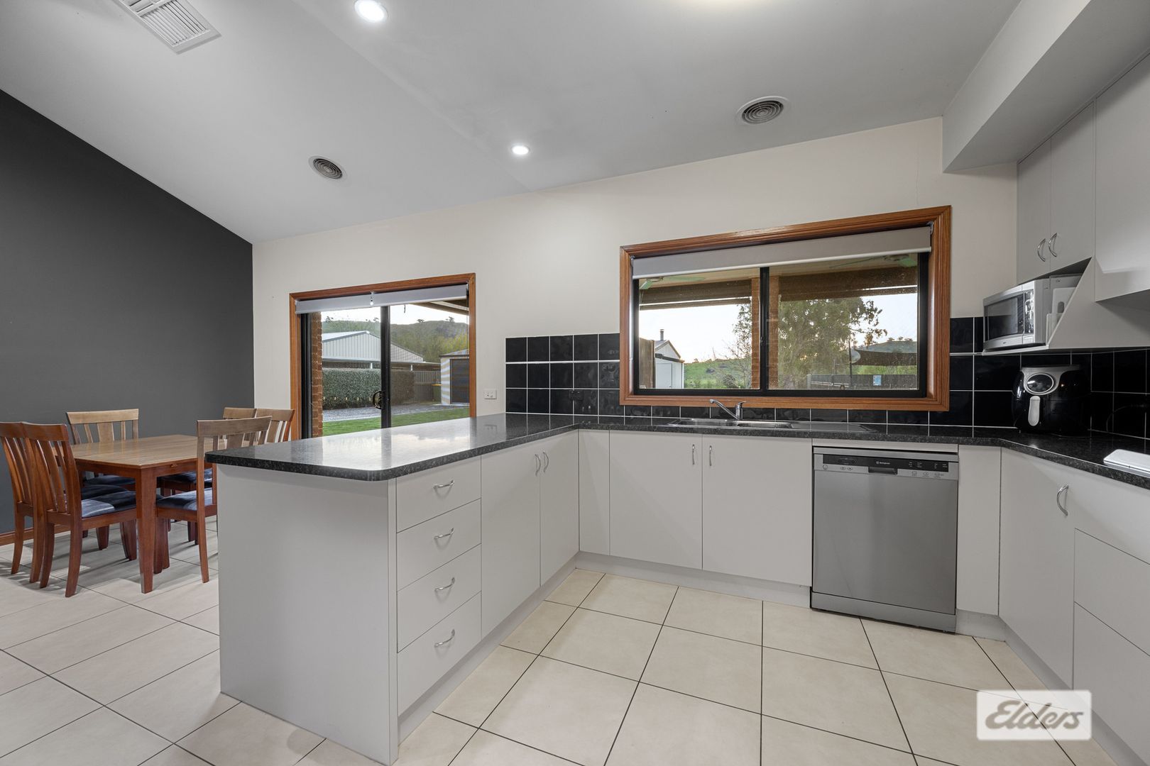 53 Castle Creek Road, Wodonga VIC 3690 Domain