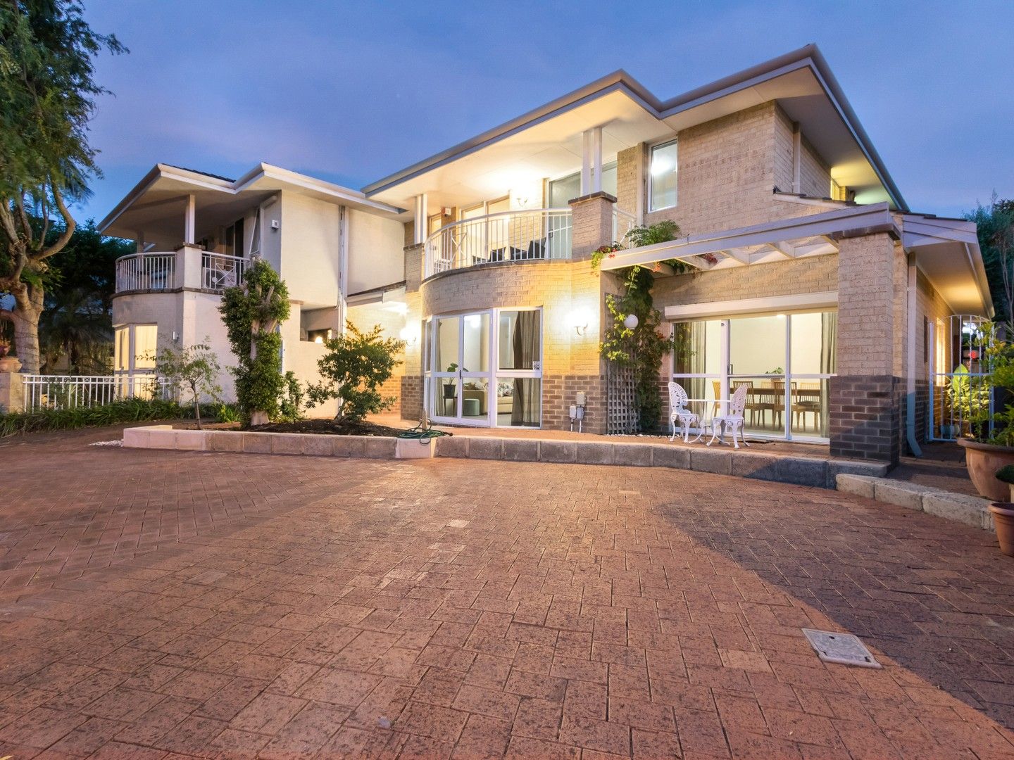 3 bedrooms House in 90b Labouchere Road SOUTH PERTH WA, 6151
