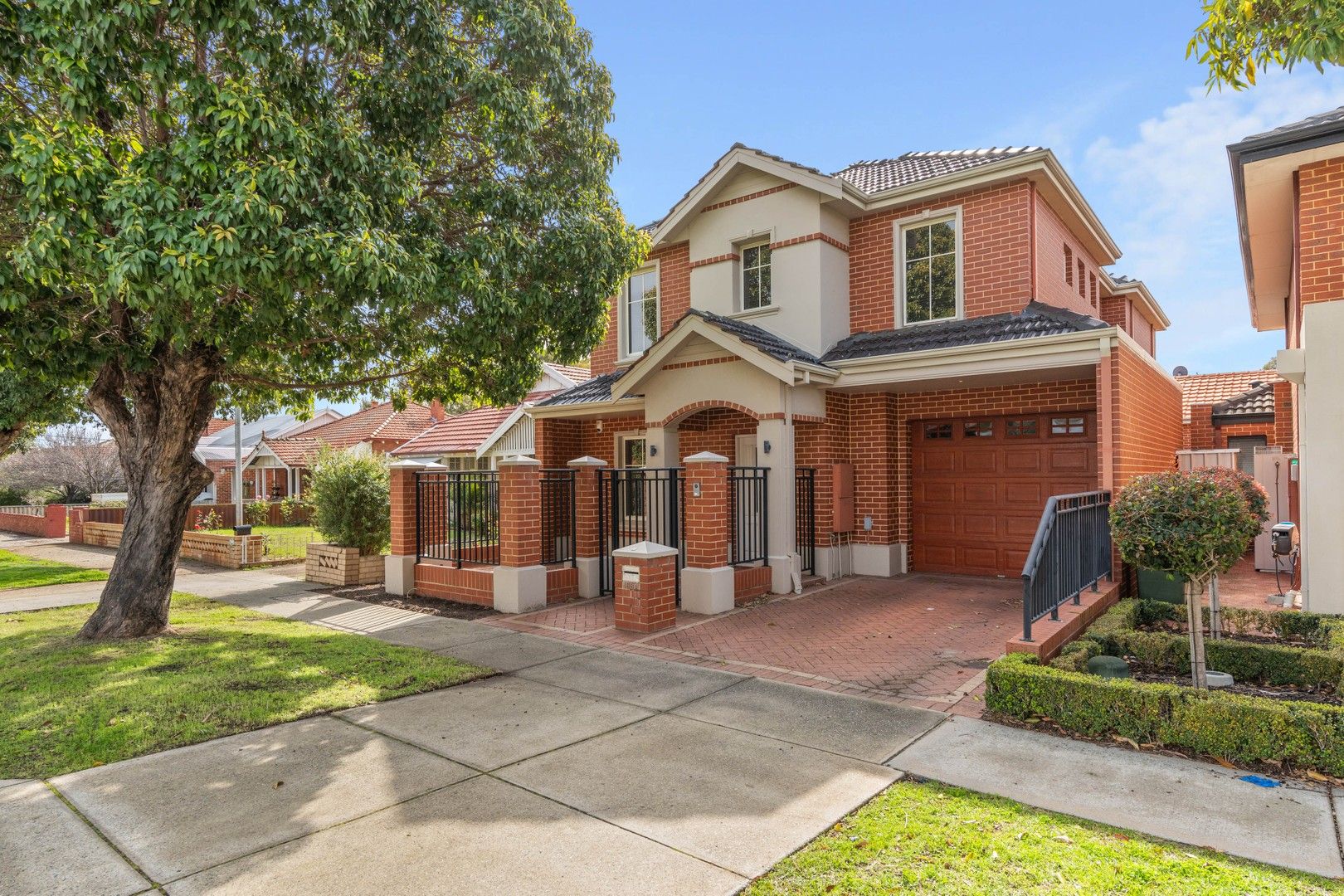 3 bedrooms Townhouse in 188A Eighth Avenue INGLEWOOD WA, 6052