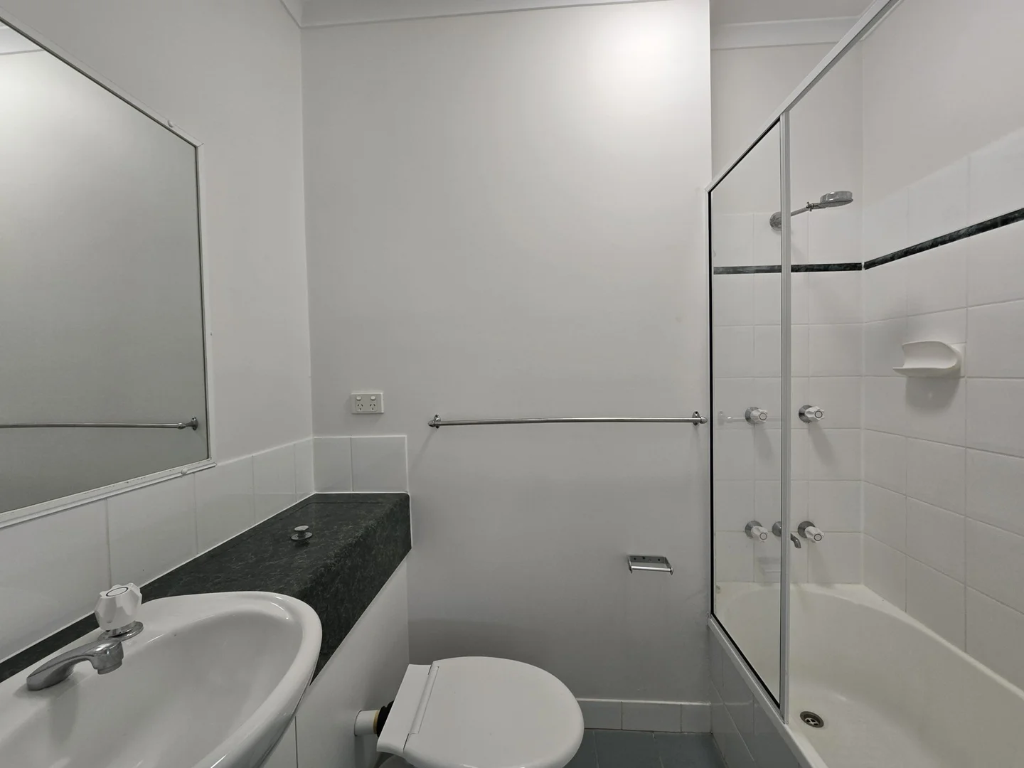 Additional image 8 of 10/42 Springfield Cresent, Manoora QLD 4870