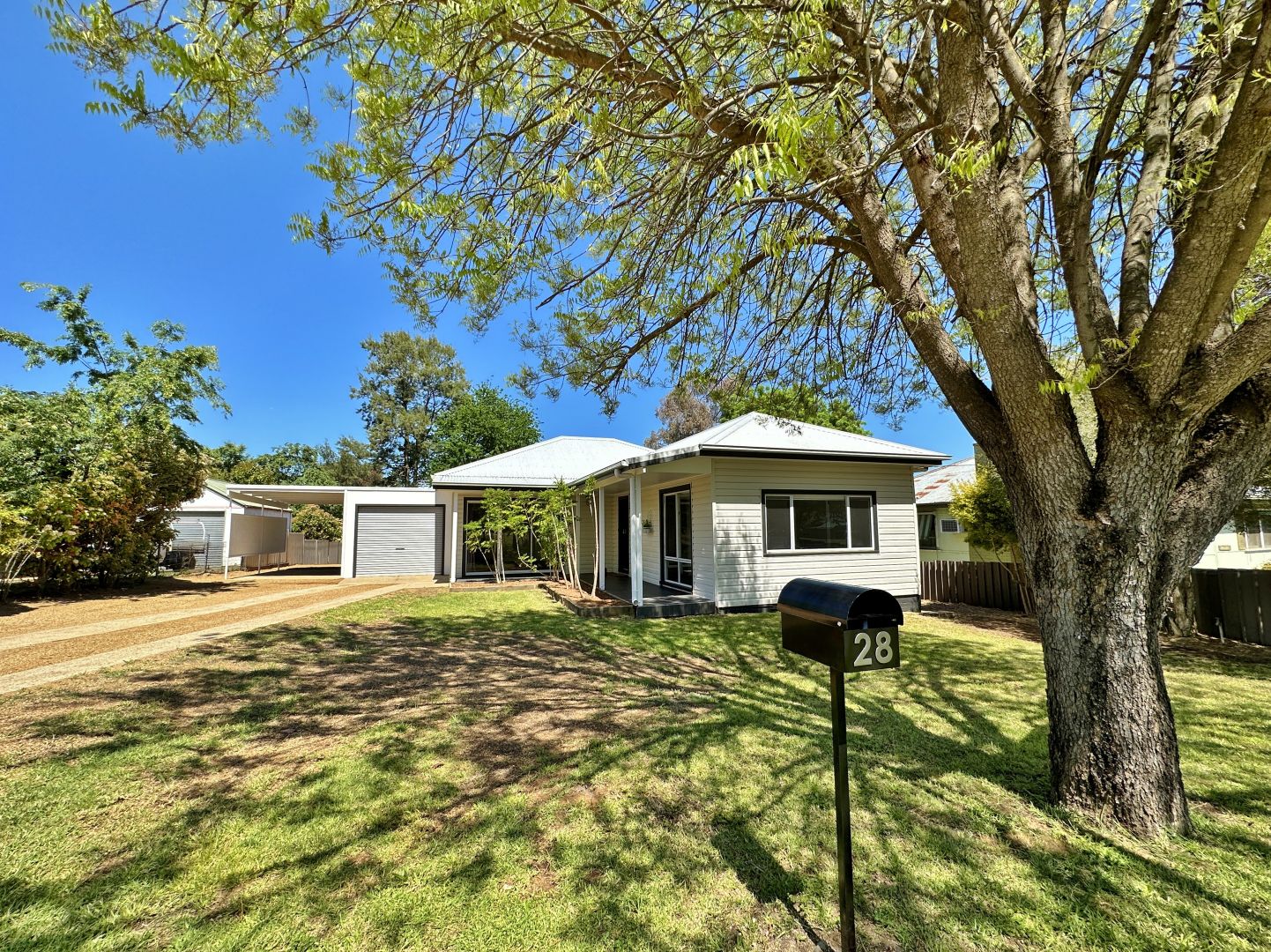 28 Brock Street, Young NSW 2594, Image 1