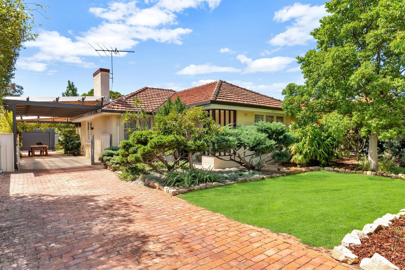 102 Richmond Avenue, Melrose Par Property History & Address Research