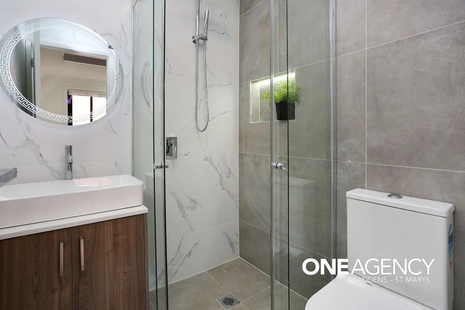 Additional image 3 of 4/49-51 College Street, Cambridge Park NSW 2747