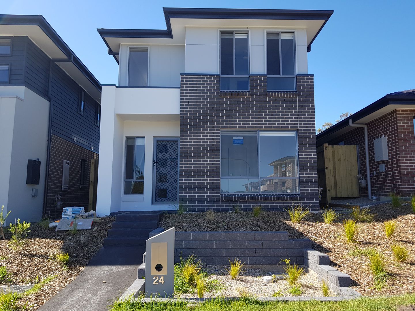 24 Lumsden Avenue, North Kellyville Property History & Address