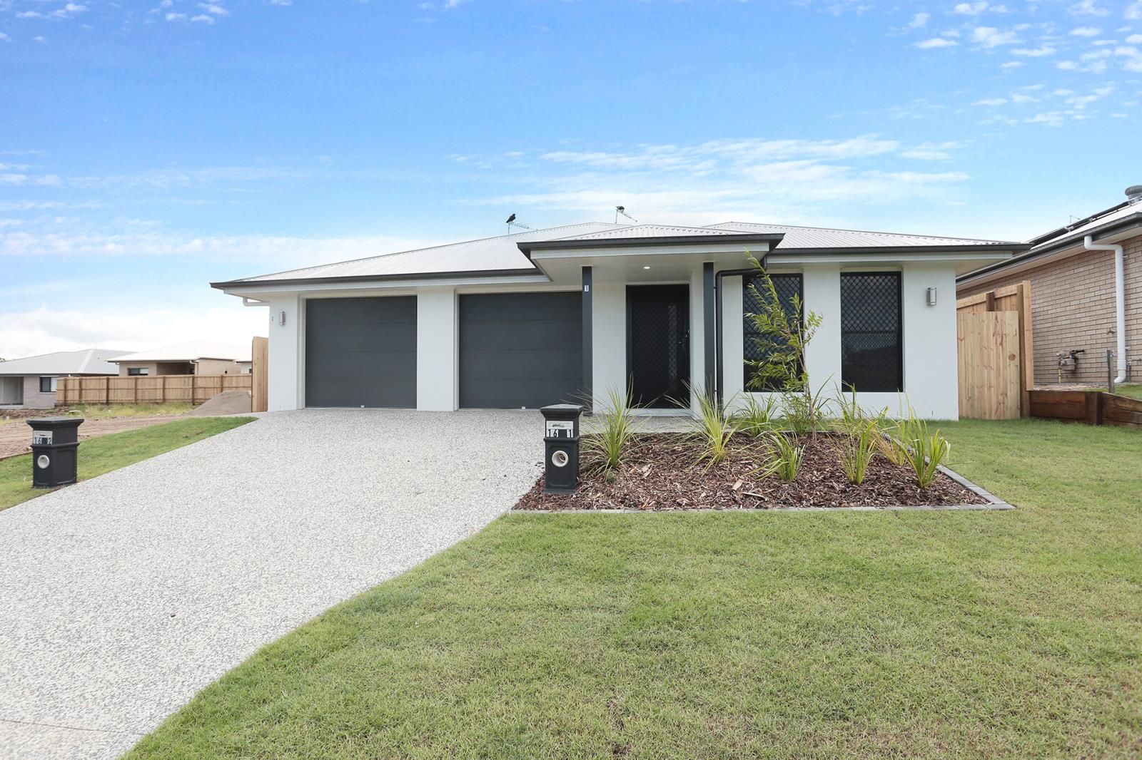 4 bedrooms Semi-Detached in 1/16 Narella Street COLLINGWOOD PARK QLD, 4301