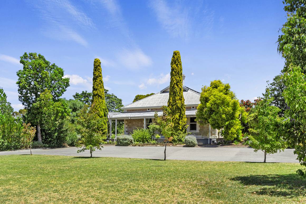 Picture of 8 Lyndoch Valley Road, LYNDOCH SA 5351