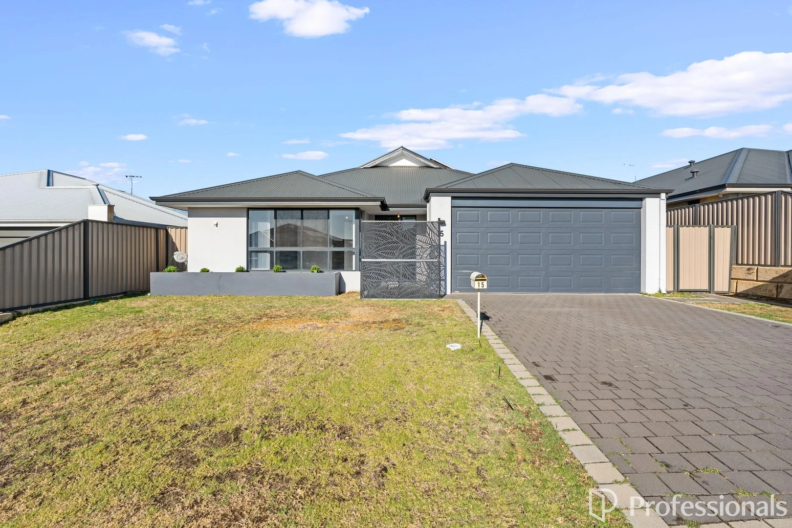 Primary image of 15 Halcyon Crescent, Aveley WA 6069