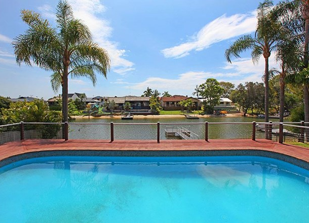 9 Goolagong Court, Broadbeach Waters QLD 4218