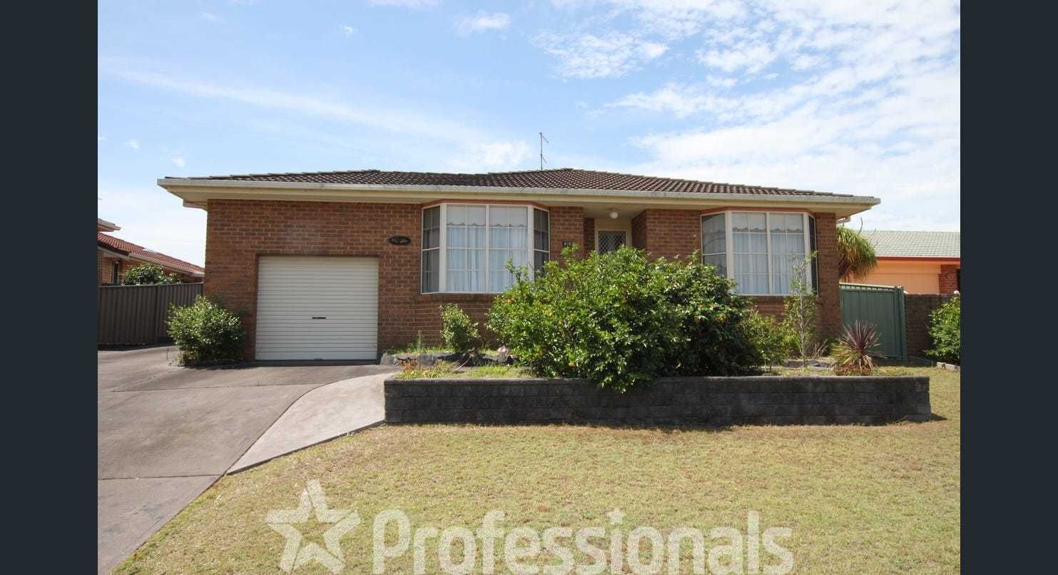 1/3 Commodore Place, Tuncurry NSW 2428, Image 2