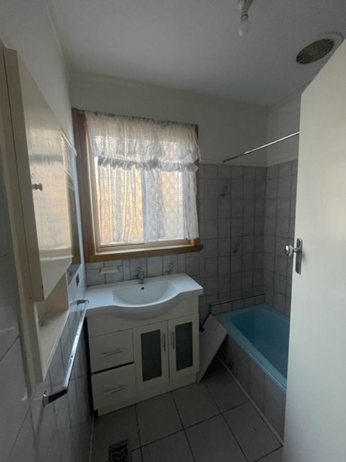 25 Berger Street, Dallas VIC 3047 House For Rent Domain