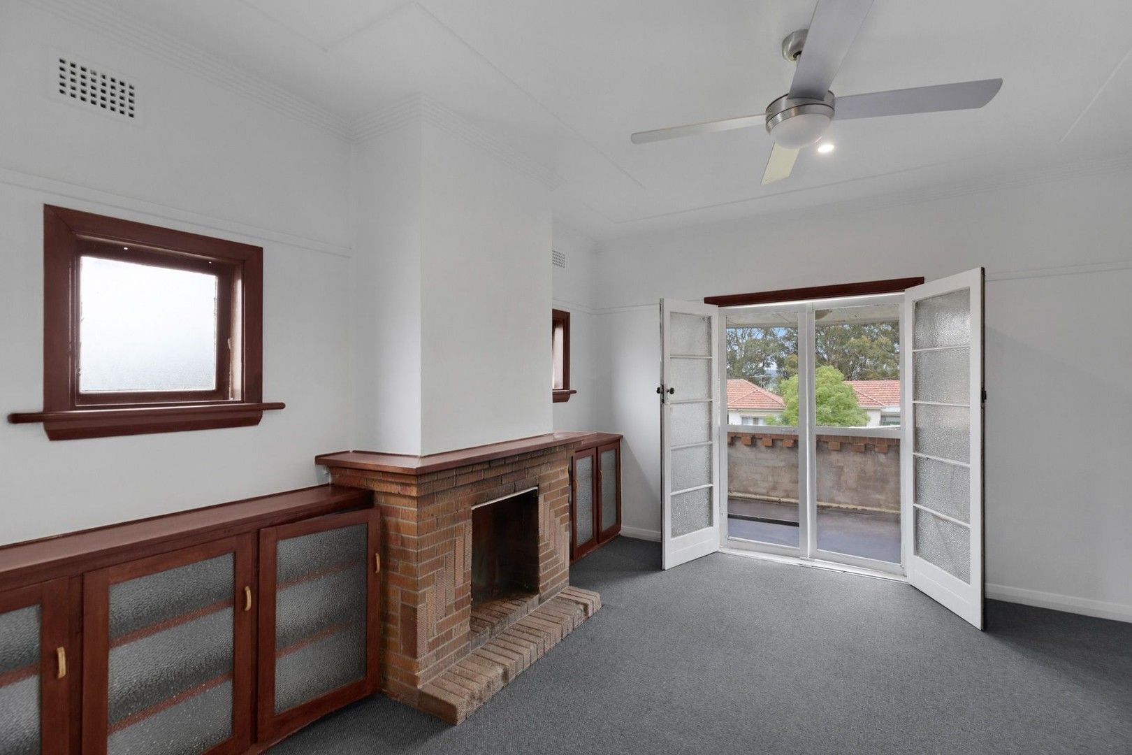3 bedrooms House in 26 Moore Street BIRMINGHAM GARDENS NSW, 2287