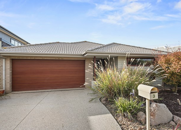 3 Dunes Road, Cowes VIC 3922