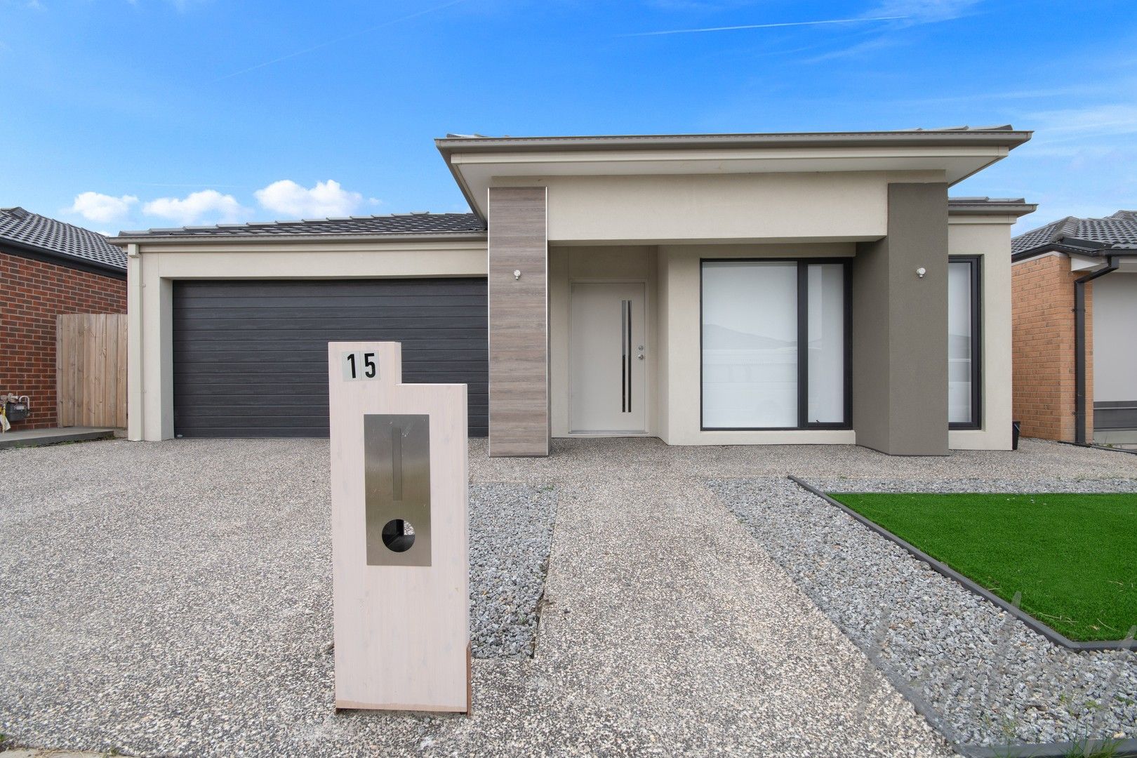 4 bedrooms House in 15 Ross Parade WALLAN VIC, 3756