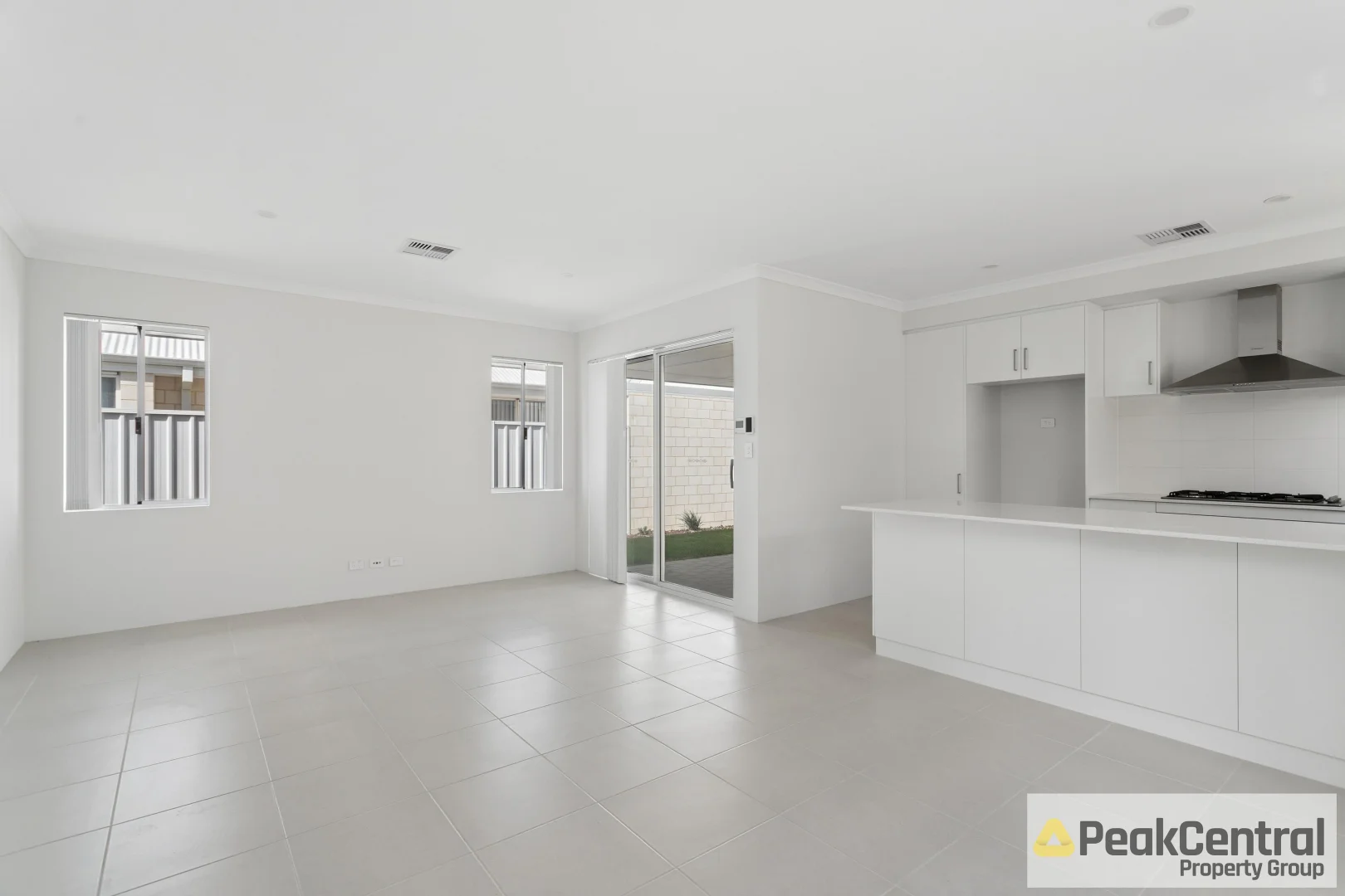 Additional image 8 of 27 Azzurra Loop, Two Rocks WA 6037