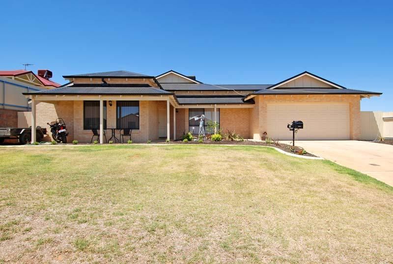 4 Pirring Way, KALGOORLIE WA 6430, Image 0