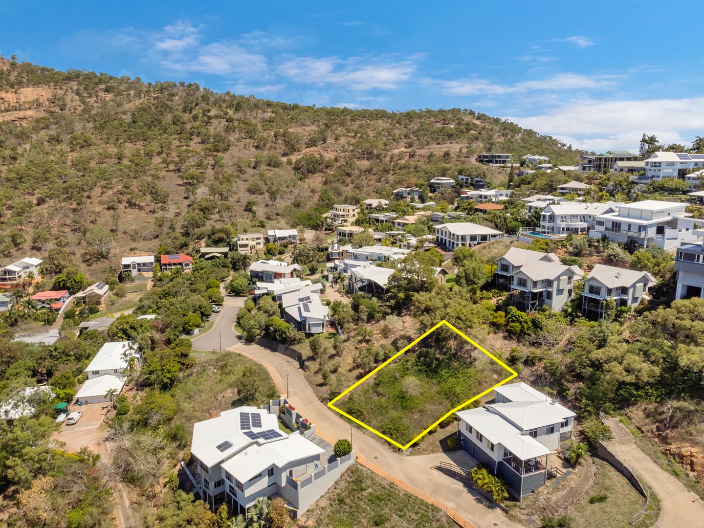 14 Toorak Place, Castle Hill QLD 4810 Domain