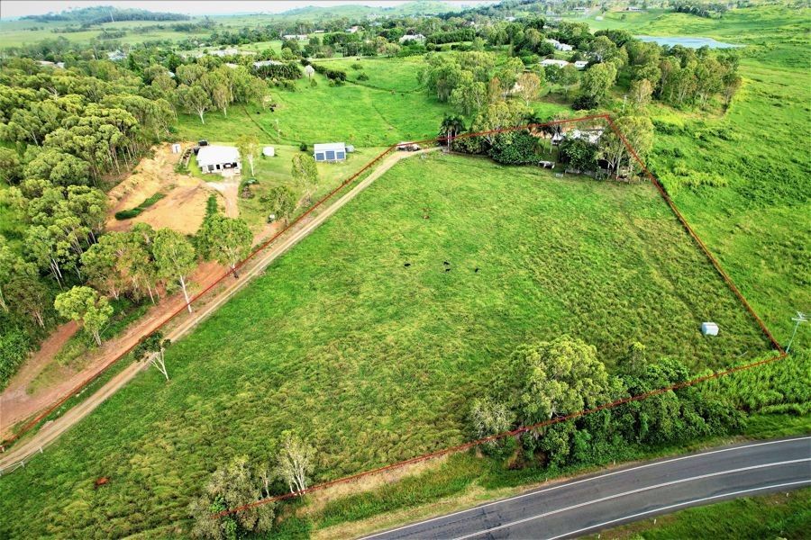 634 Hay Point Road, Alligator Creek QLD 4740, Image 0