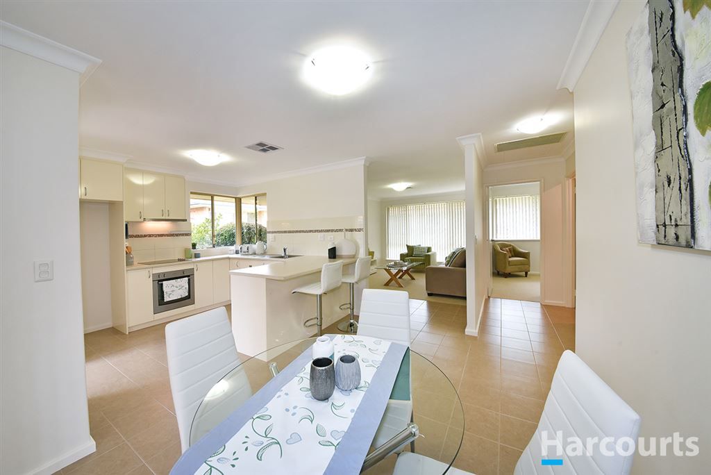 Villa 28/25-27 Parkhill Way, Wilson WA 6107, Image 1