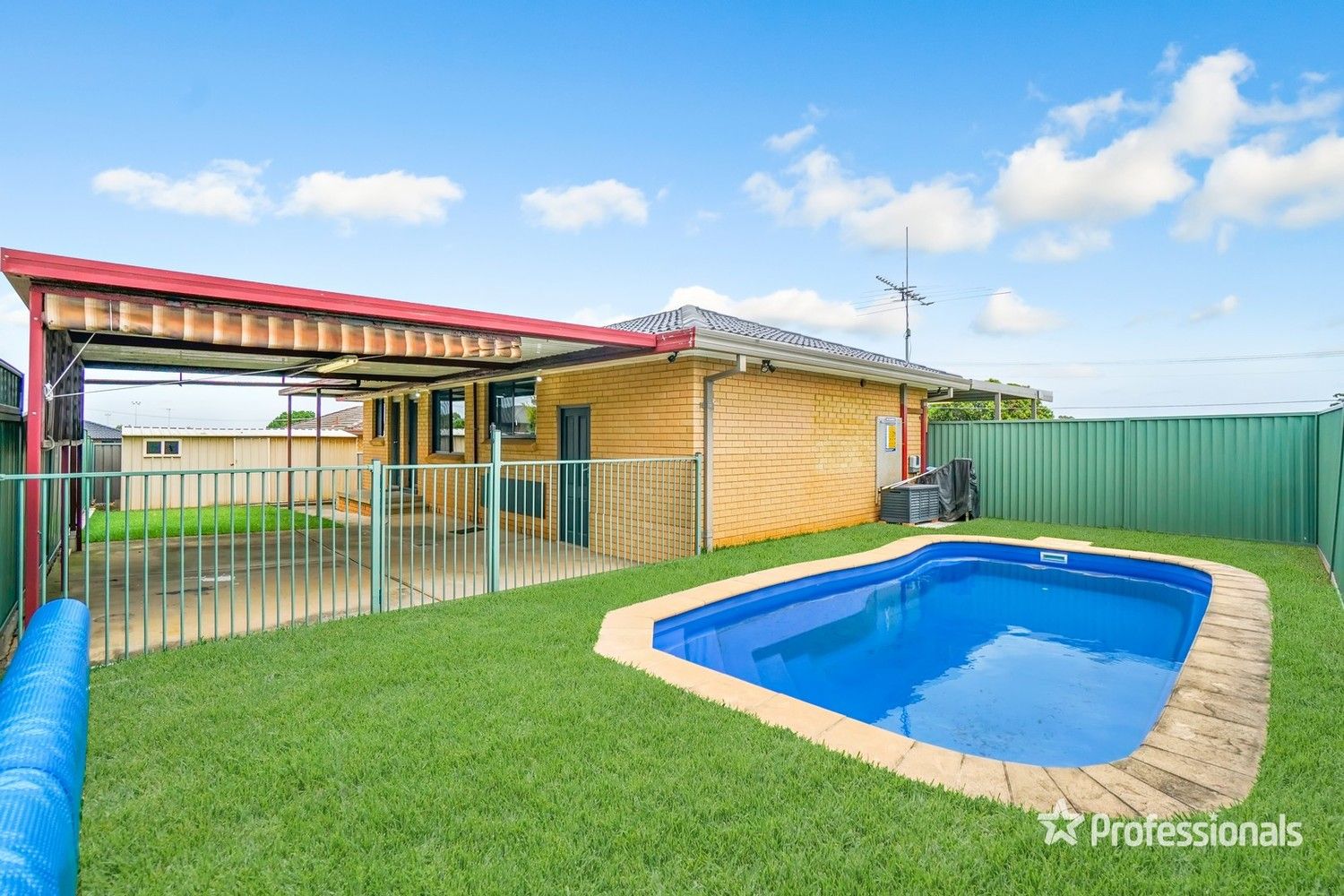 16 Neville Street, Colyton NSW 2760, Image 2