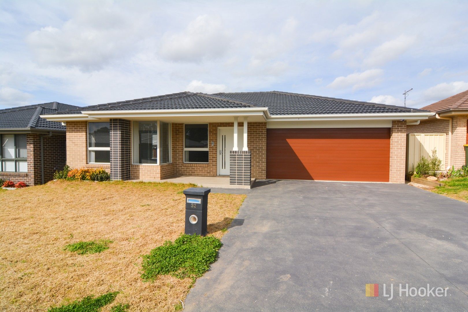 4 bedrooms House in 32 Henning Crescent WALLERAWANG NSW, 2845