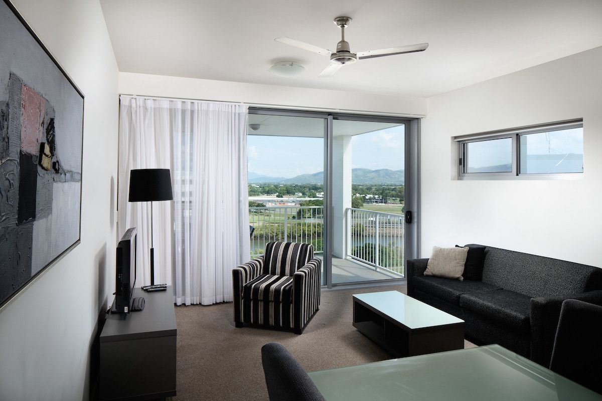 04/1-3 Kingsway Place, Townsville City QLD 4810, Image 2