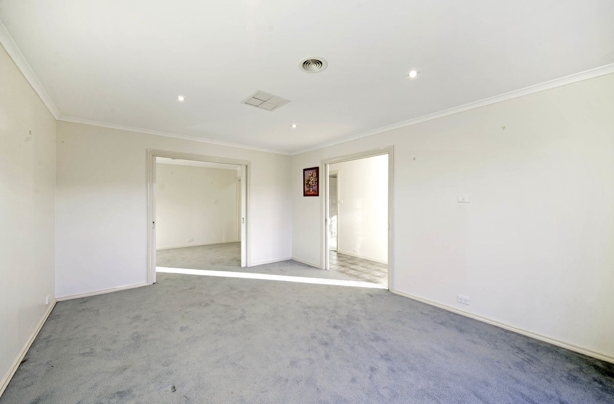 25 Kangaroo Close, Nicholls ACT 2913, Image 2