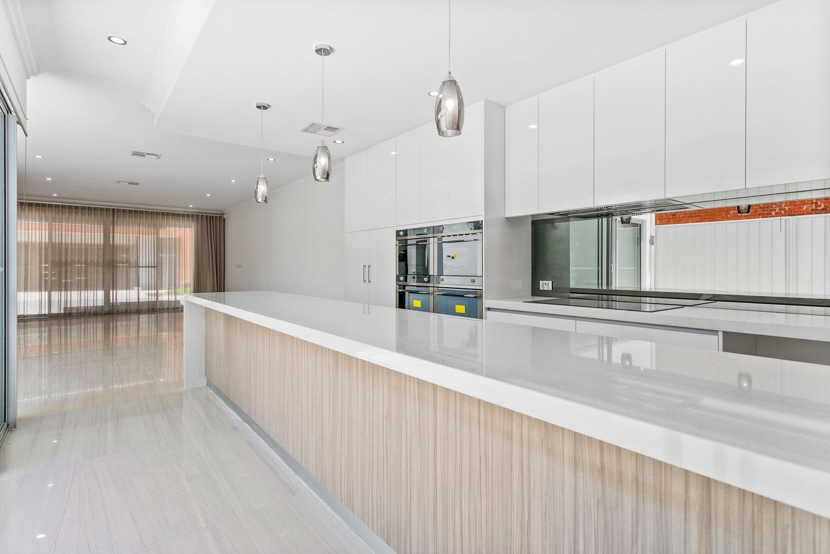 4 bedrooms House in 10 Kyle Way CLAREMONT WA, 6010