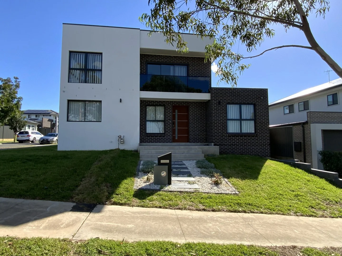 10 Westview Street, Campbelltown NSW 2560