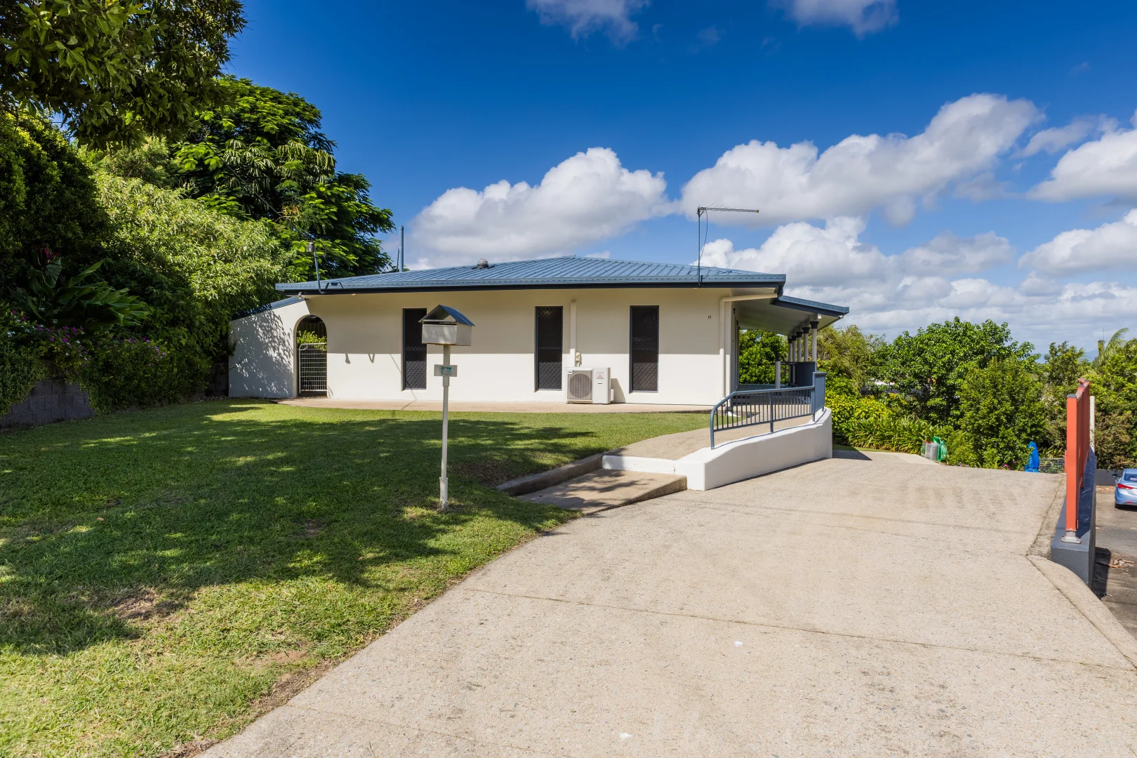 17 Naish Avenue, Mount Pleasant QLD 4740