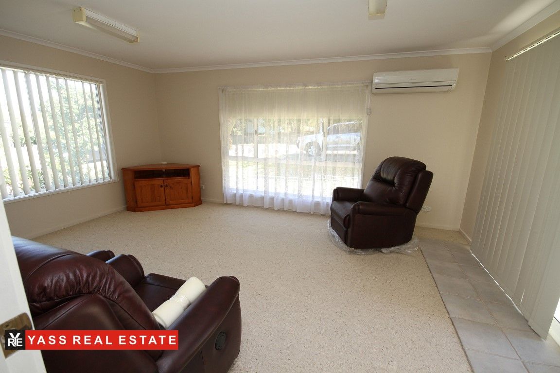 14 Leake Street, Bowning NSW 2582, Image 1