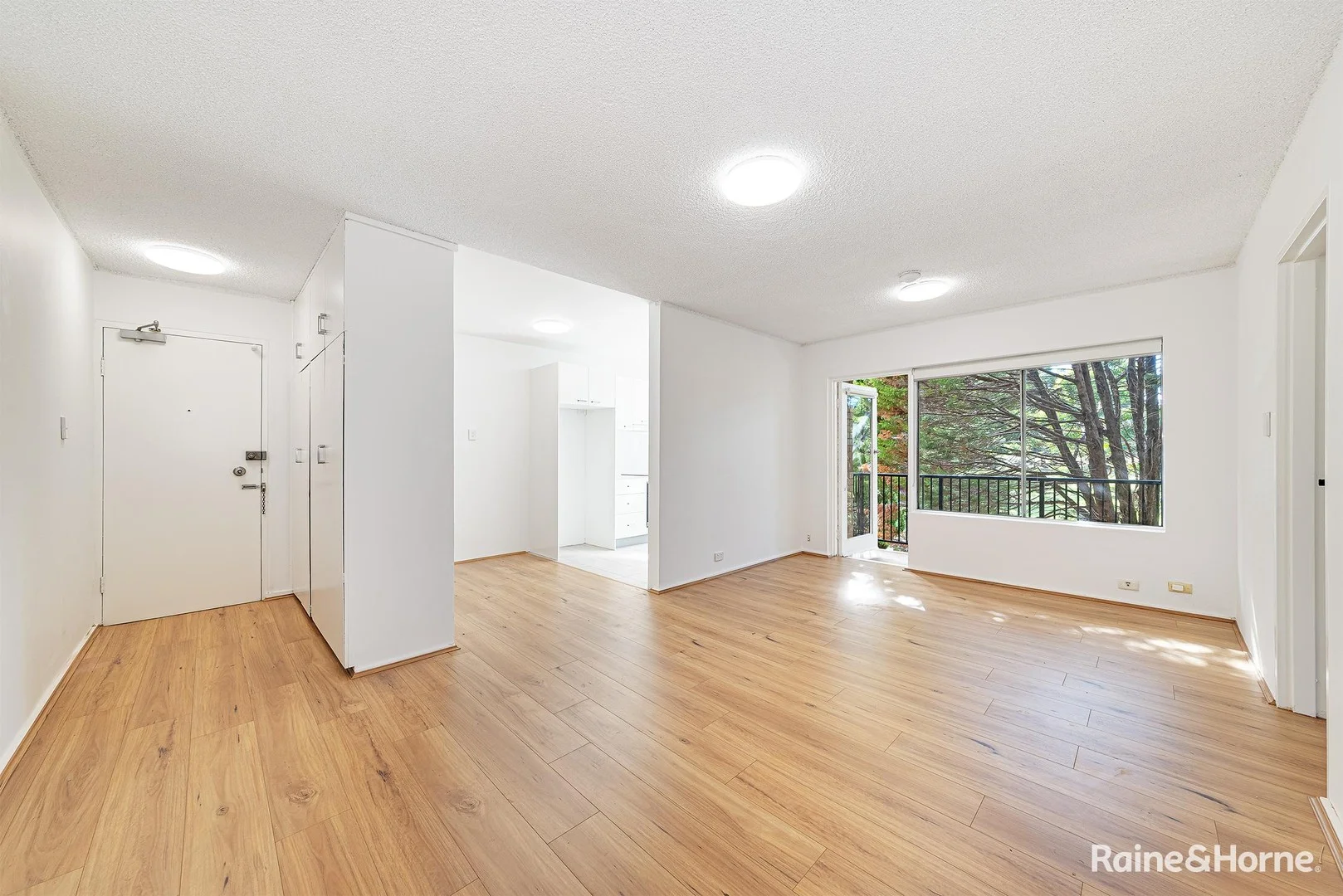 Primary image of 5/5 Longworth Avenue, Eastlakes NSW 2018