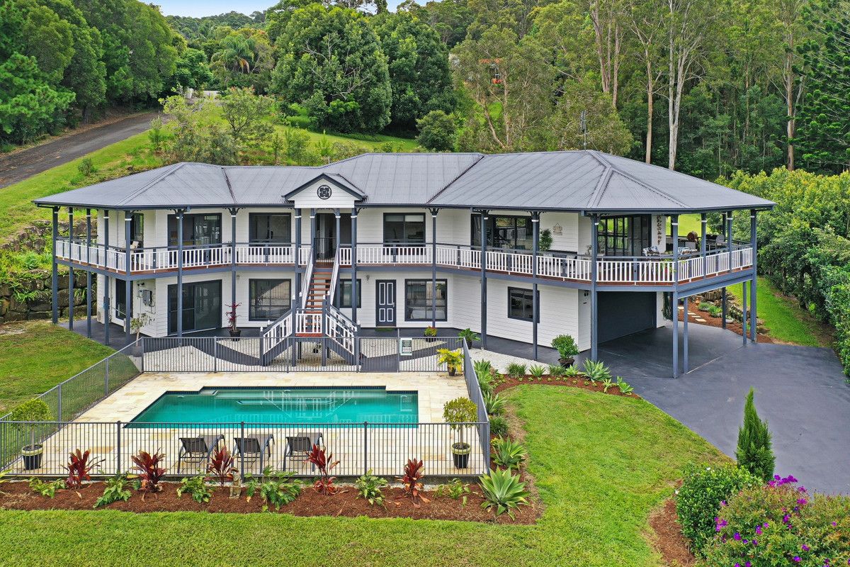 6 bedrooms House in 16 Bradman Drive CURRUMBIN VALLEY QLD, 4223