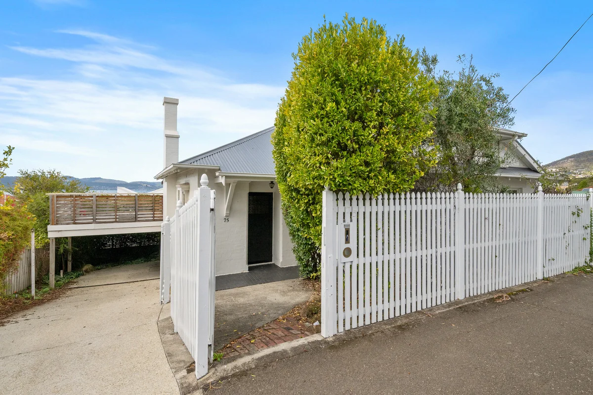75 Regent Street, Sandy Bay TAS 7005