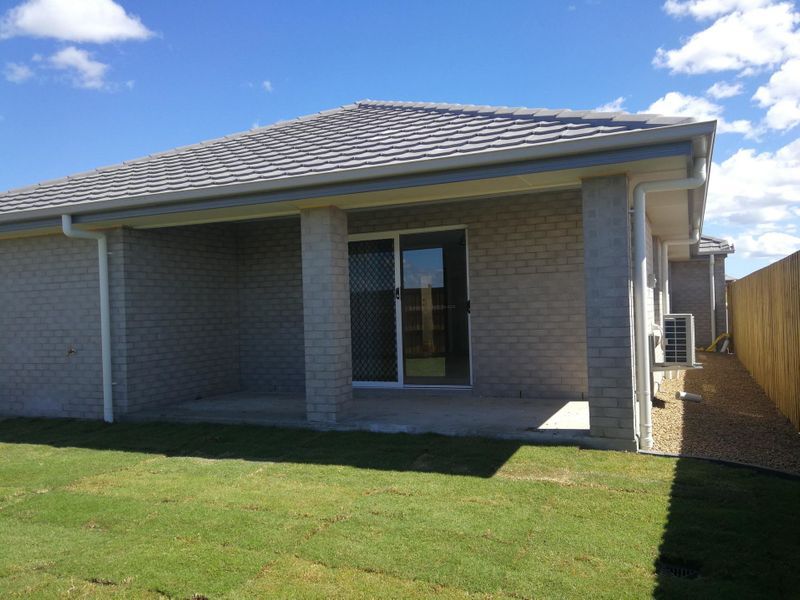 2 Field Close, Redbank Plains Property History & Address Research