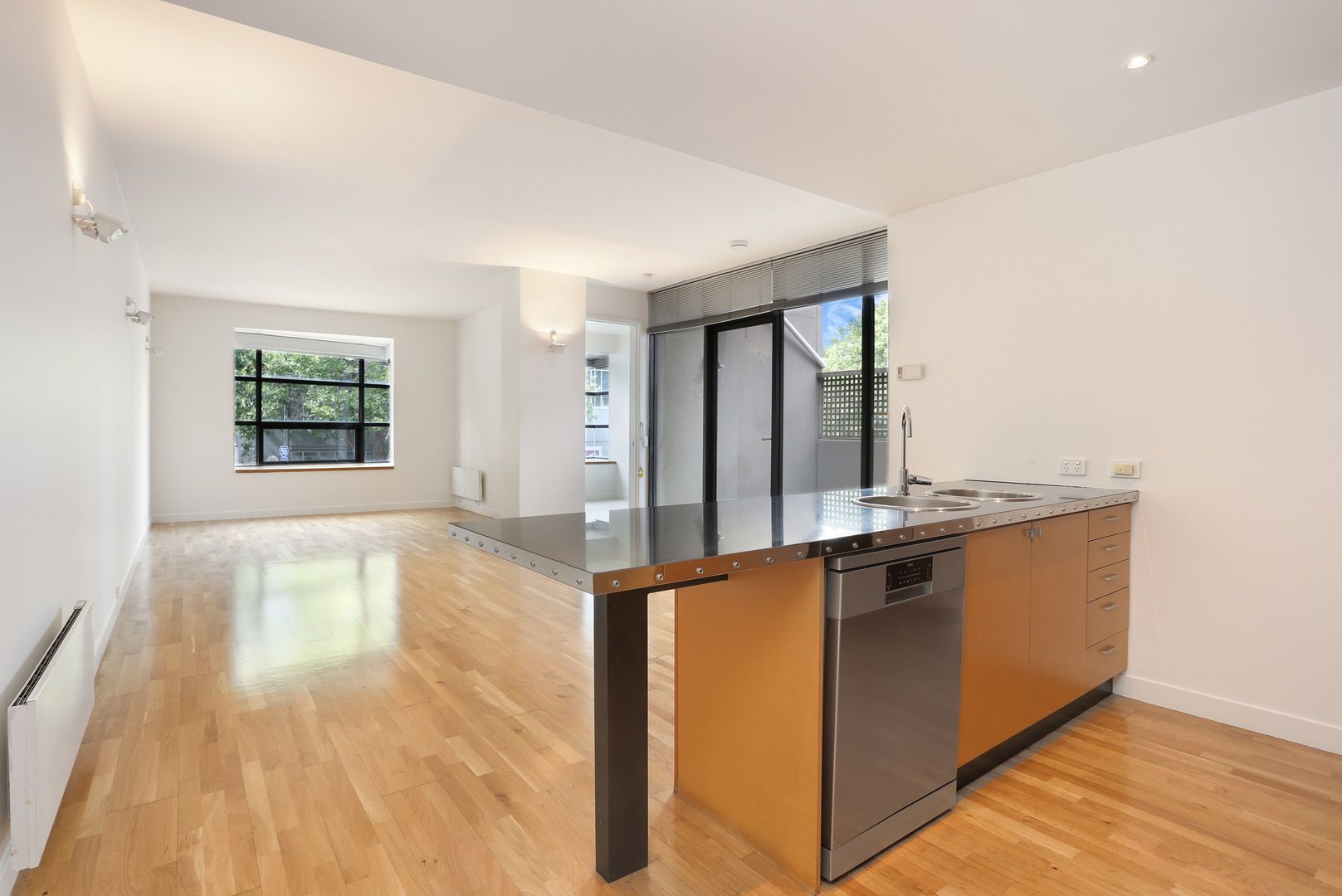 3/94 Dudley Street, West Melbourne VIC 3003, Image 2