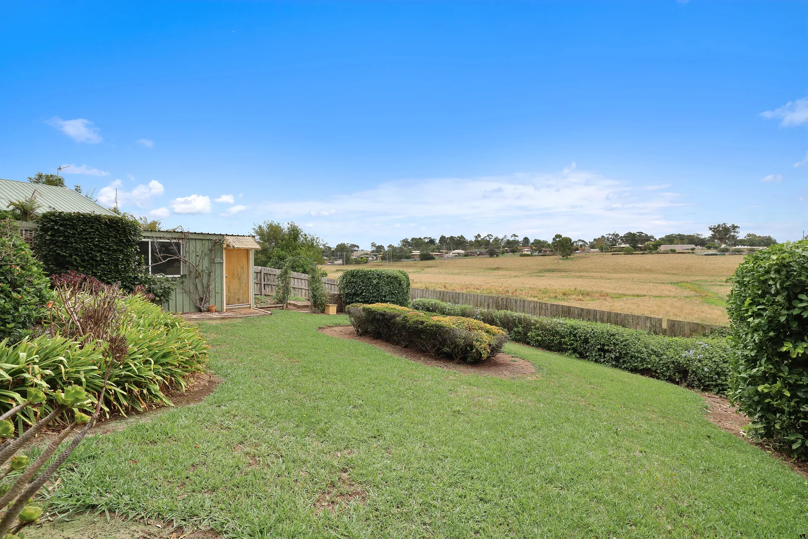 Additional image 16 of 2 Scarlett Close, Leongatha VIC 3953