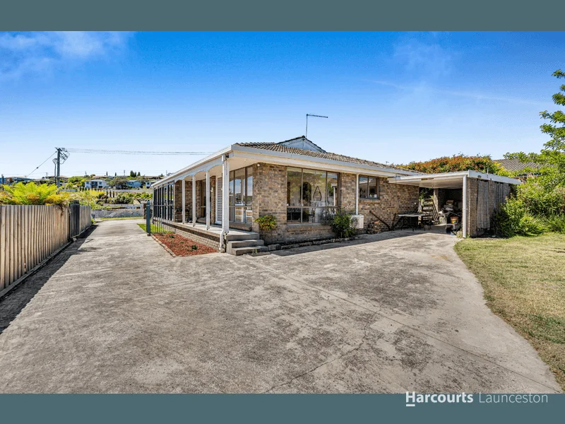 2/73 Franmaree Road, Newnham TAS 7248