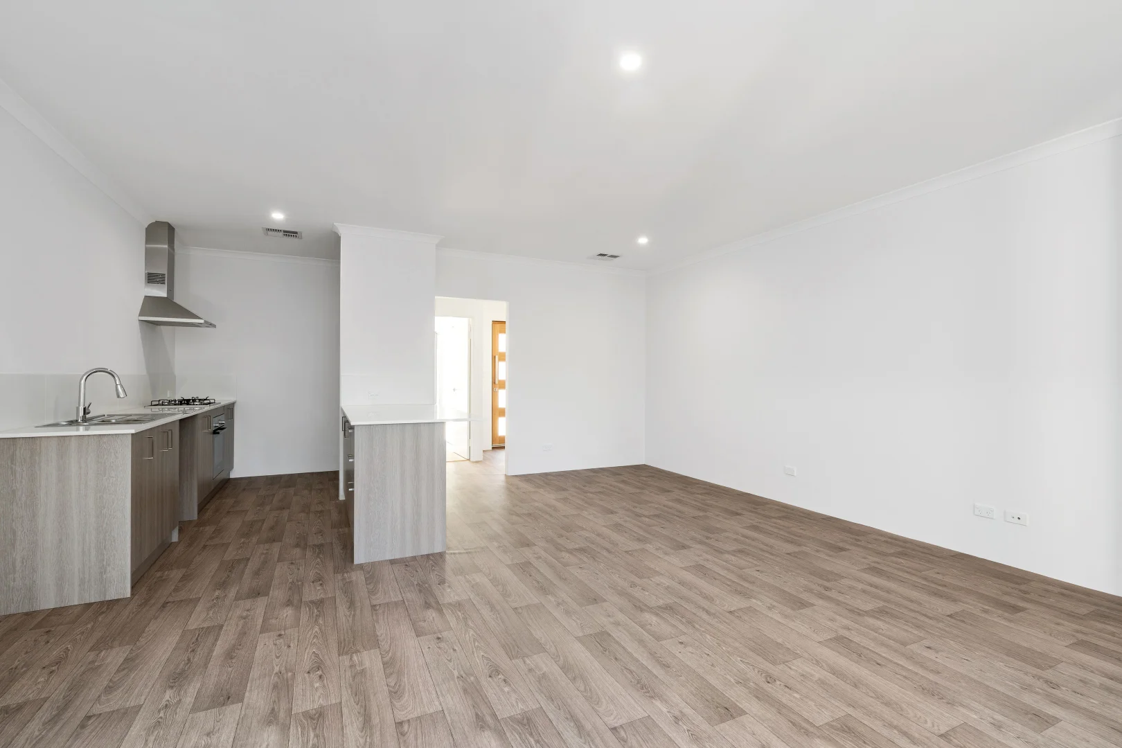 Additional image 11 of 190C Riseley Street, Booragoon WA 6154